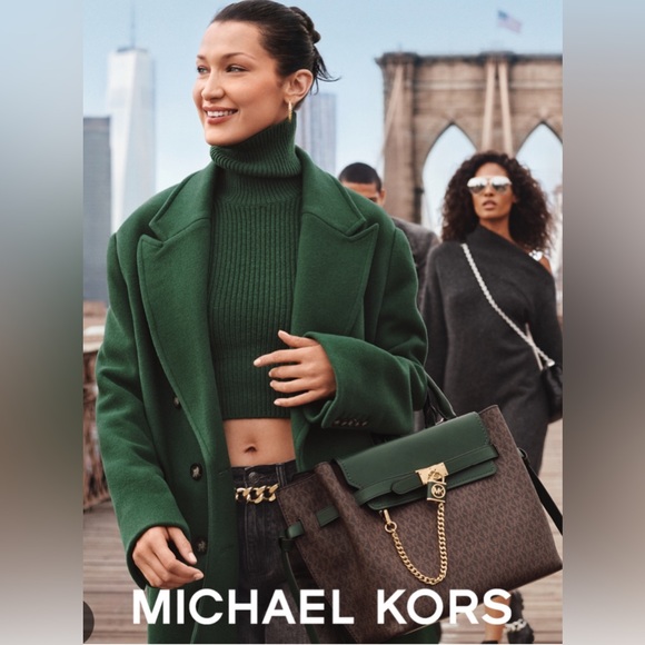 Michael Kors BOUTIQUE.
  NWT luxurious emerald oversized coat
Size S - Picture 2 of 7